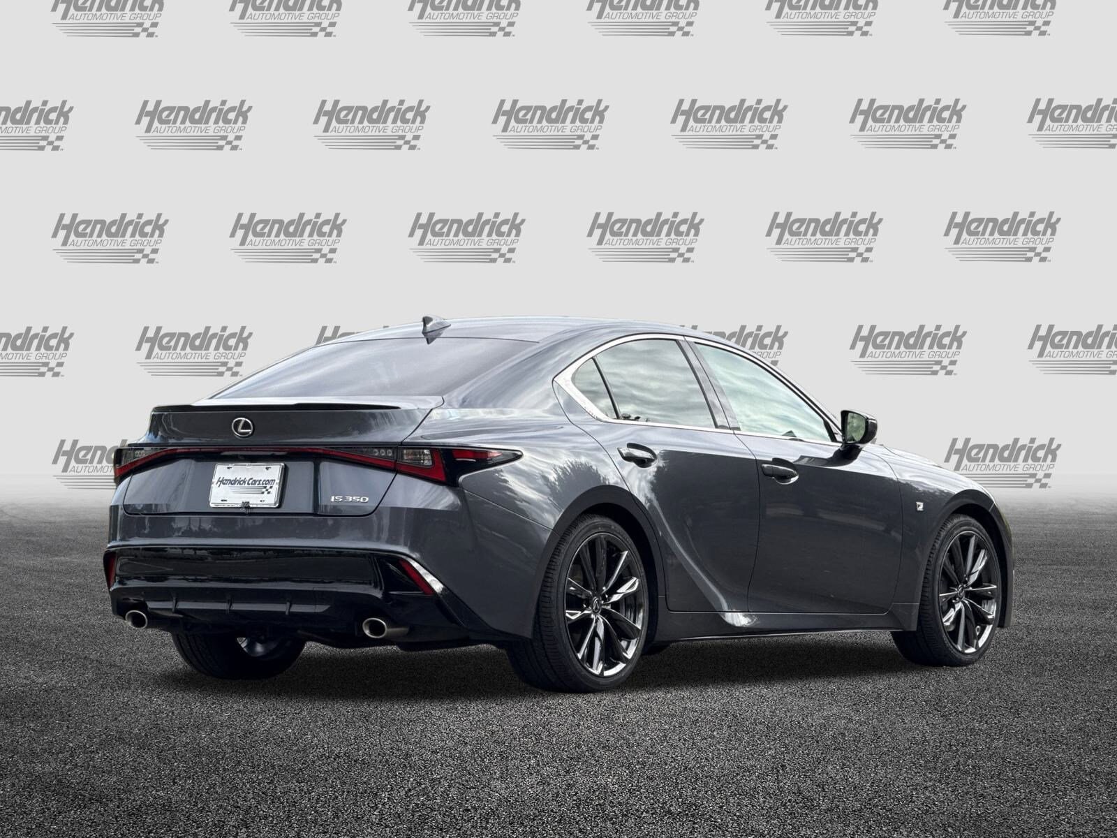 2023 Lexus IS 350 F SPORT photo 4