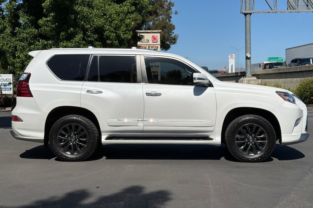 Used 2019 Lexus GX 460 Luxury SUV