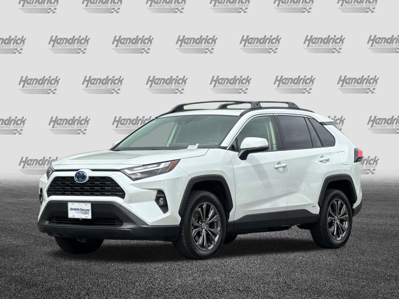 2023 Toyota RAV4 Hybrid XLE Premium photo 3