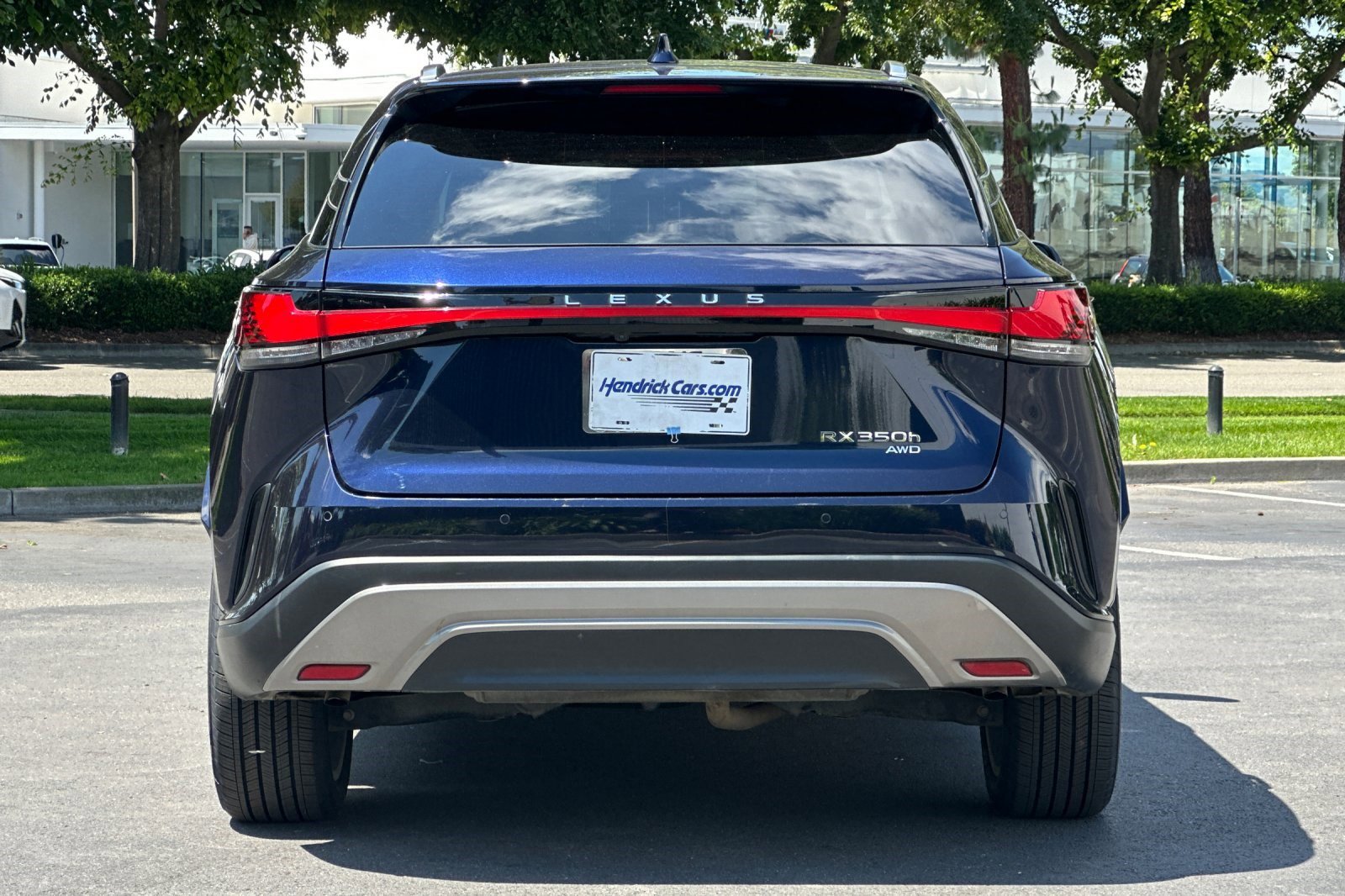 2023 LEXUS RX 350h Premium Plus photo 4