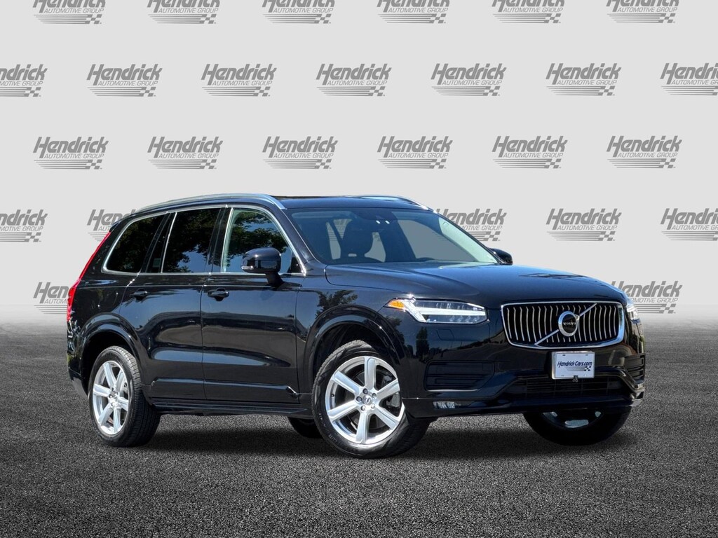 Used 2021 Volvo XC90 Momentum SUV