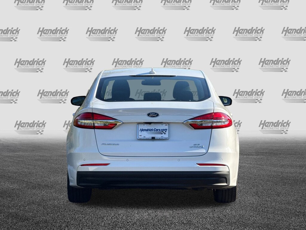 Used 2019 Ford Fusion Hybrid SE Sedan