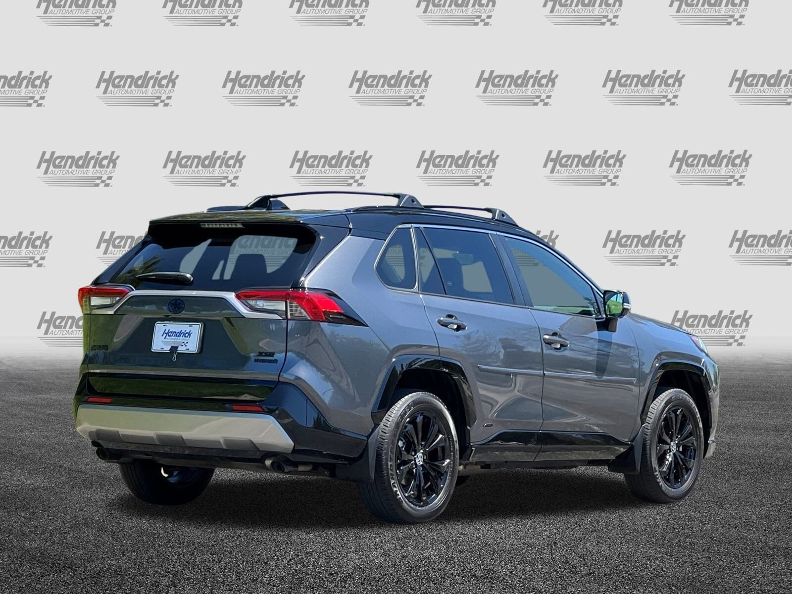 2024 Toyota RAV4 Hybrid XSE photo 4