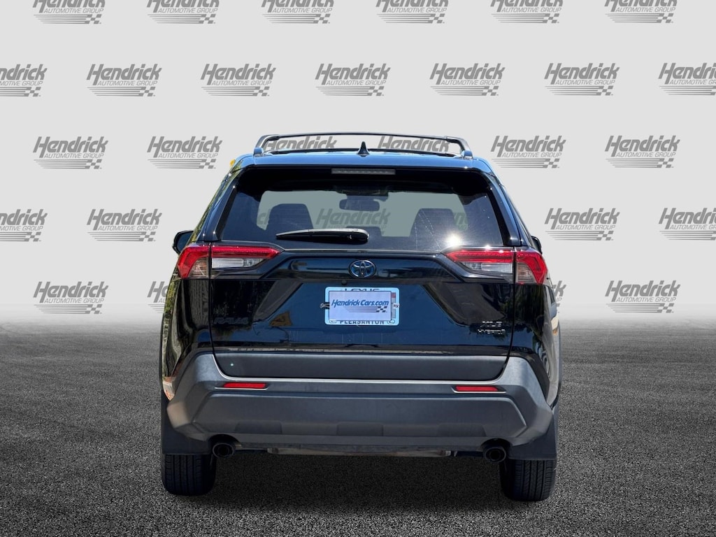 Used 2023 Toyota RAV4 Hybrid XLE SUV