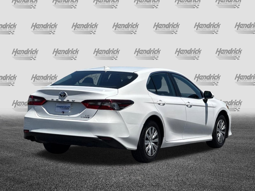 Used 2022 Toyota Camry Hybrid LE Sedan