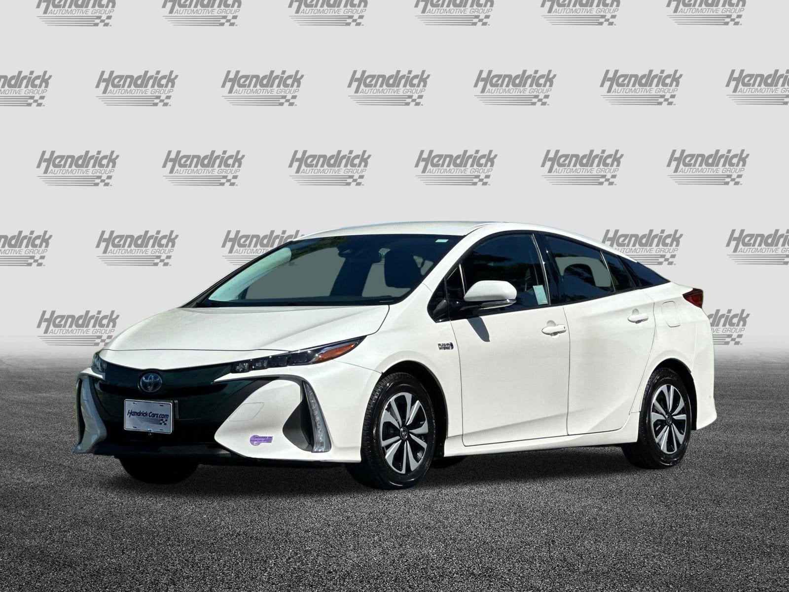 2019 Toyota Prius Prime Premium photo 3
