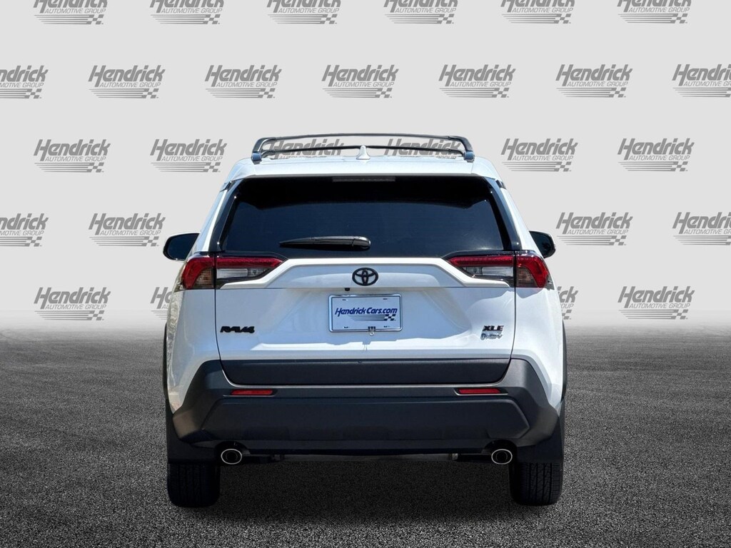 Used 2025 Toyota RAV4 Hybrid XLE SUV