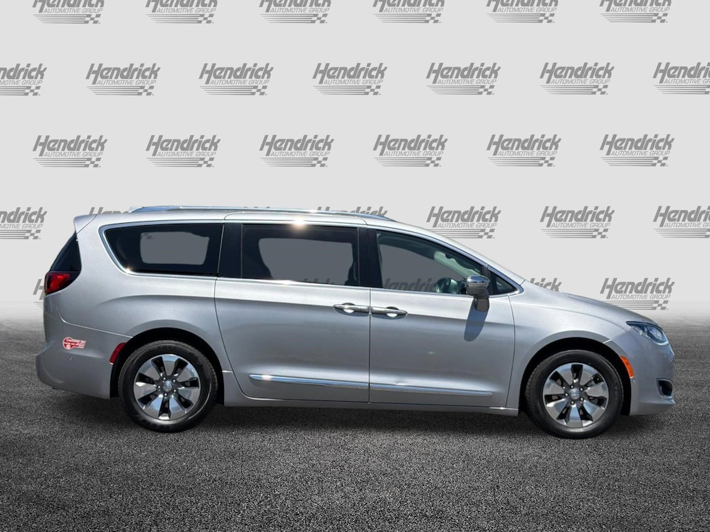 Used 2017 Chrysler Pacifica Hybrid Platinum Van Passenger Van