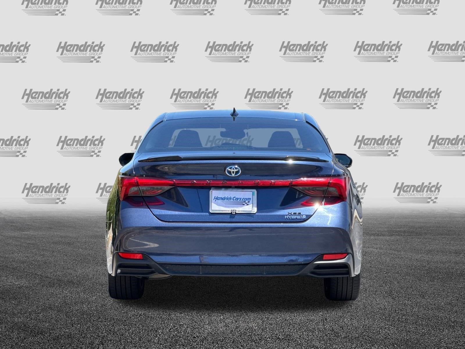 Toyota Avalon Hybrid XSE