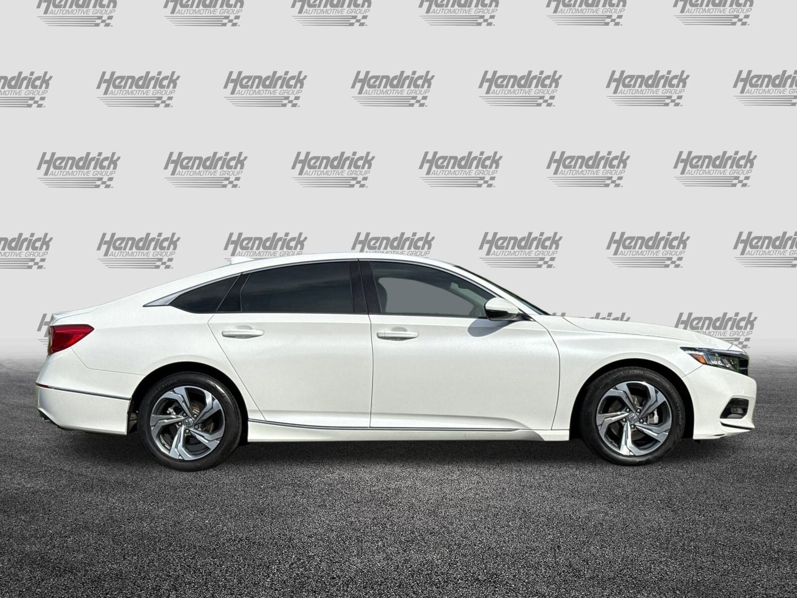 2018 Honda Accord EX-L 1.5T photo 2