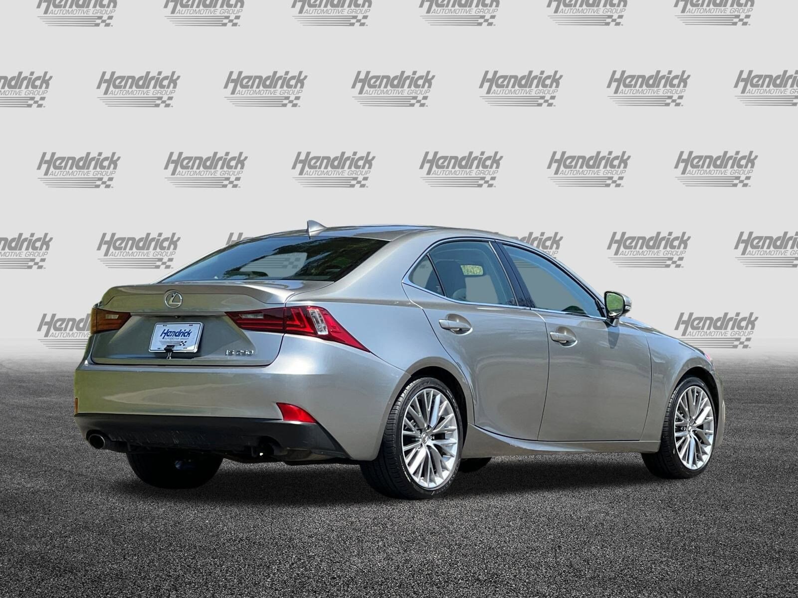 2015 Lexus IS 250 photo 3