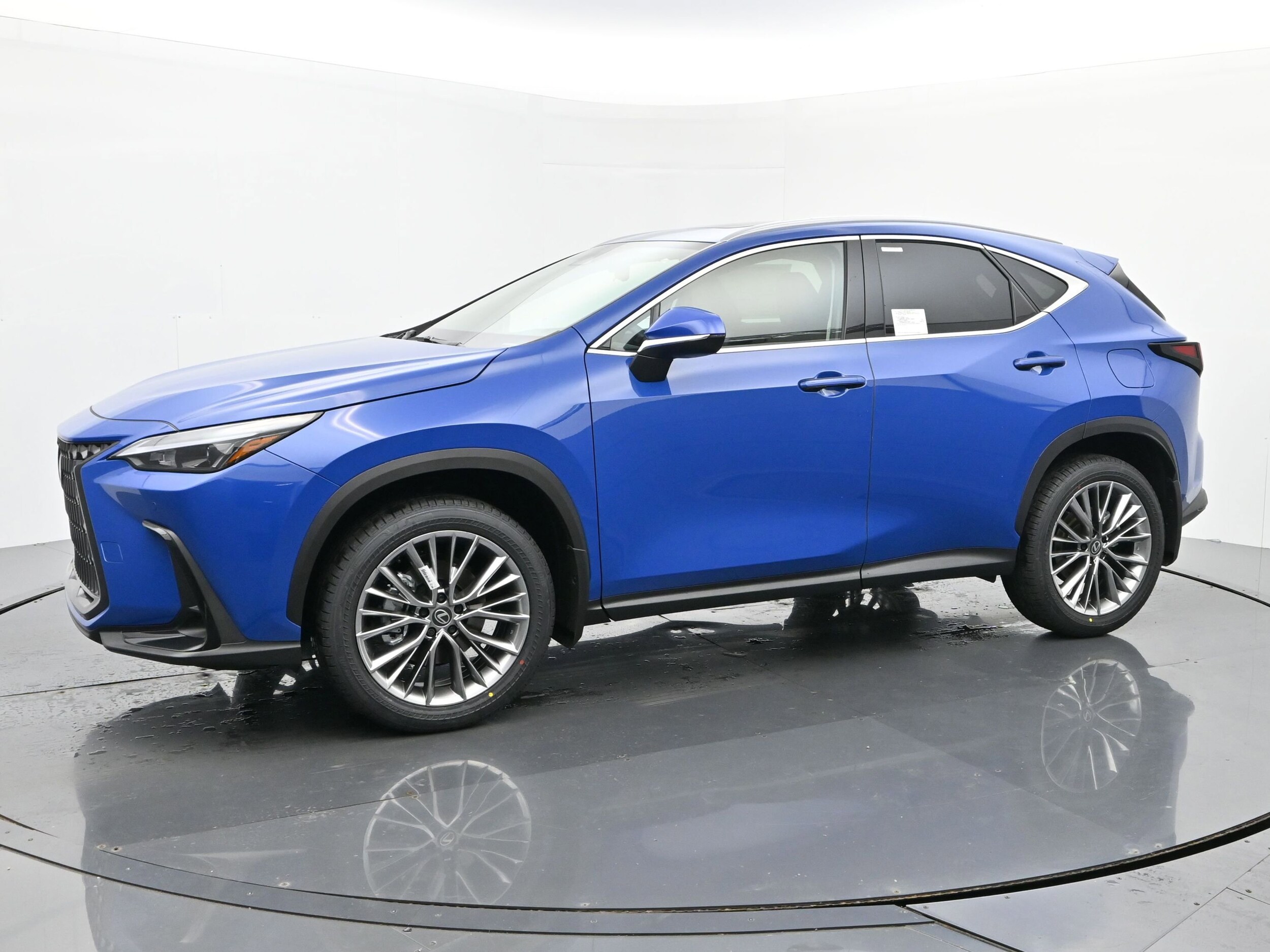 2026 Lexus NX 350 Premium AWD photo 2