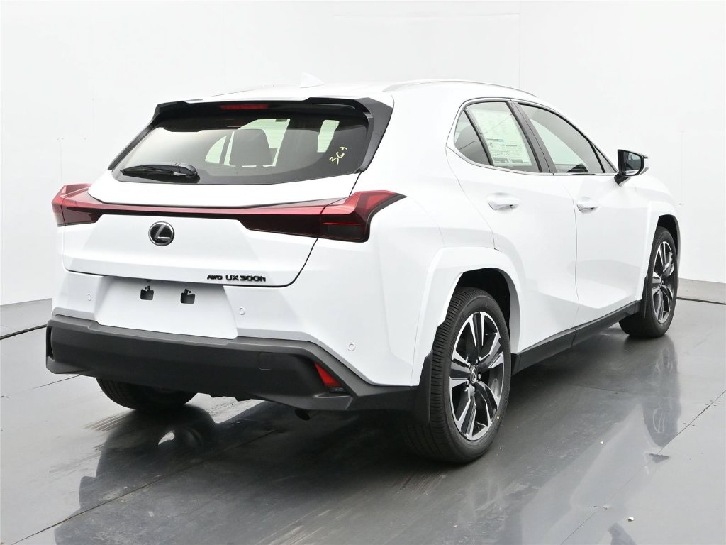 2026 Lexus UX Hybrid 5