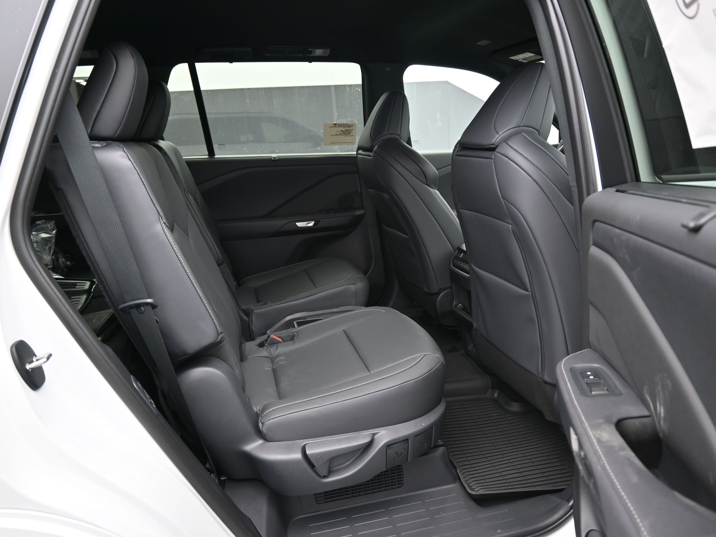 2026 Lexus TX 500h F-Sport - Photo 12