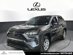 2022 Toyota RAV4 LE SUV