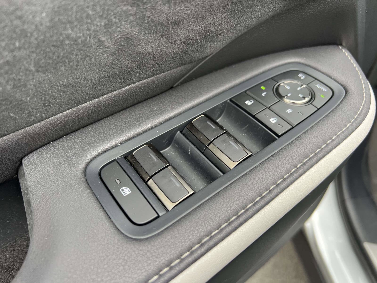 2025 Lexus TX Hybrid F Sport Premium - Photo 18