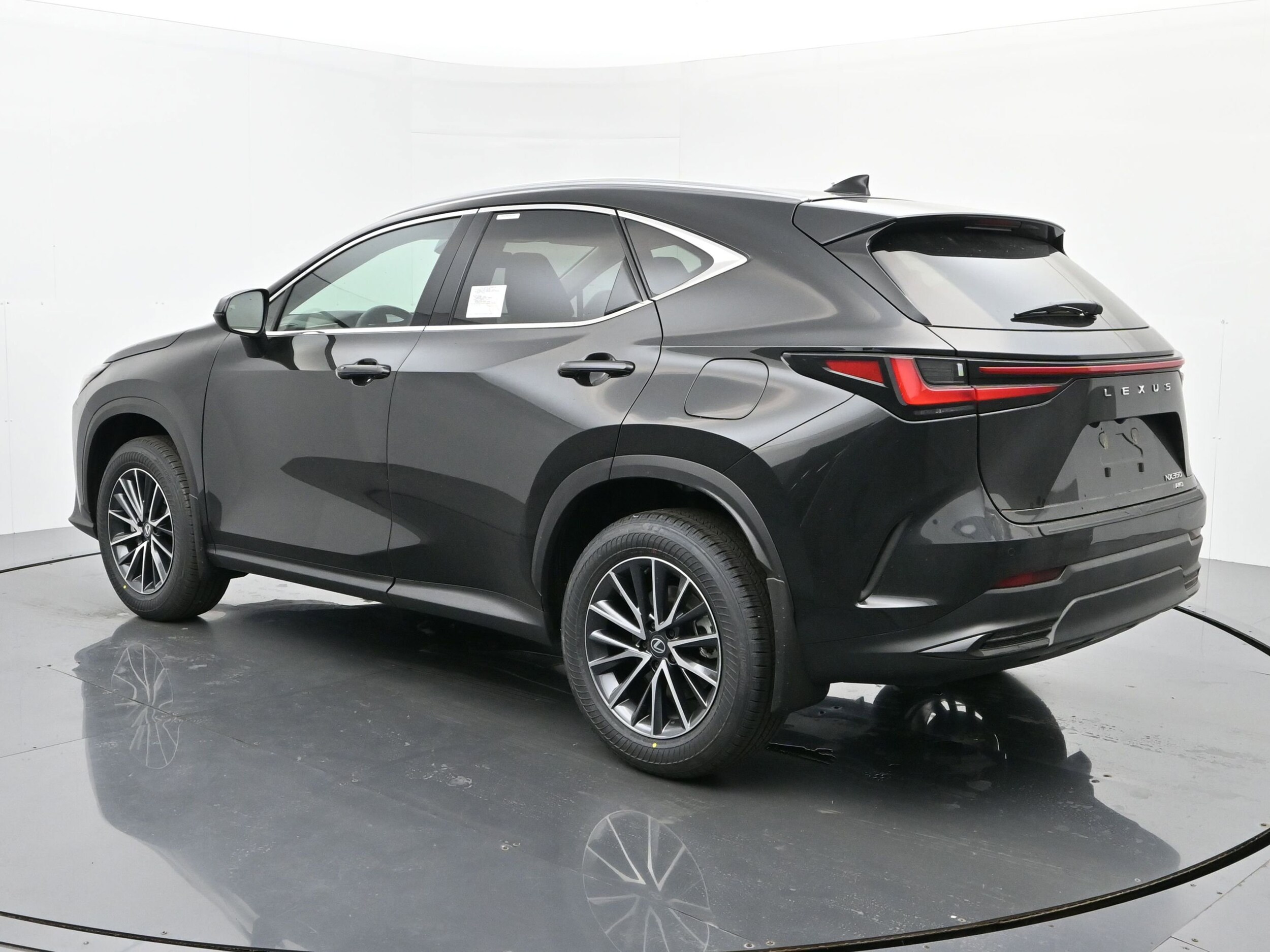 2026 Lexus NX 350 Premium AWD photo 3