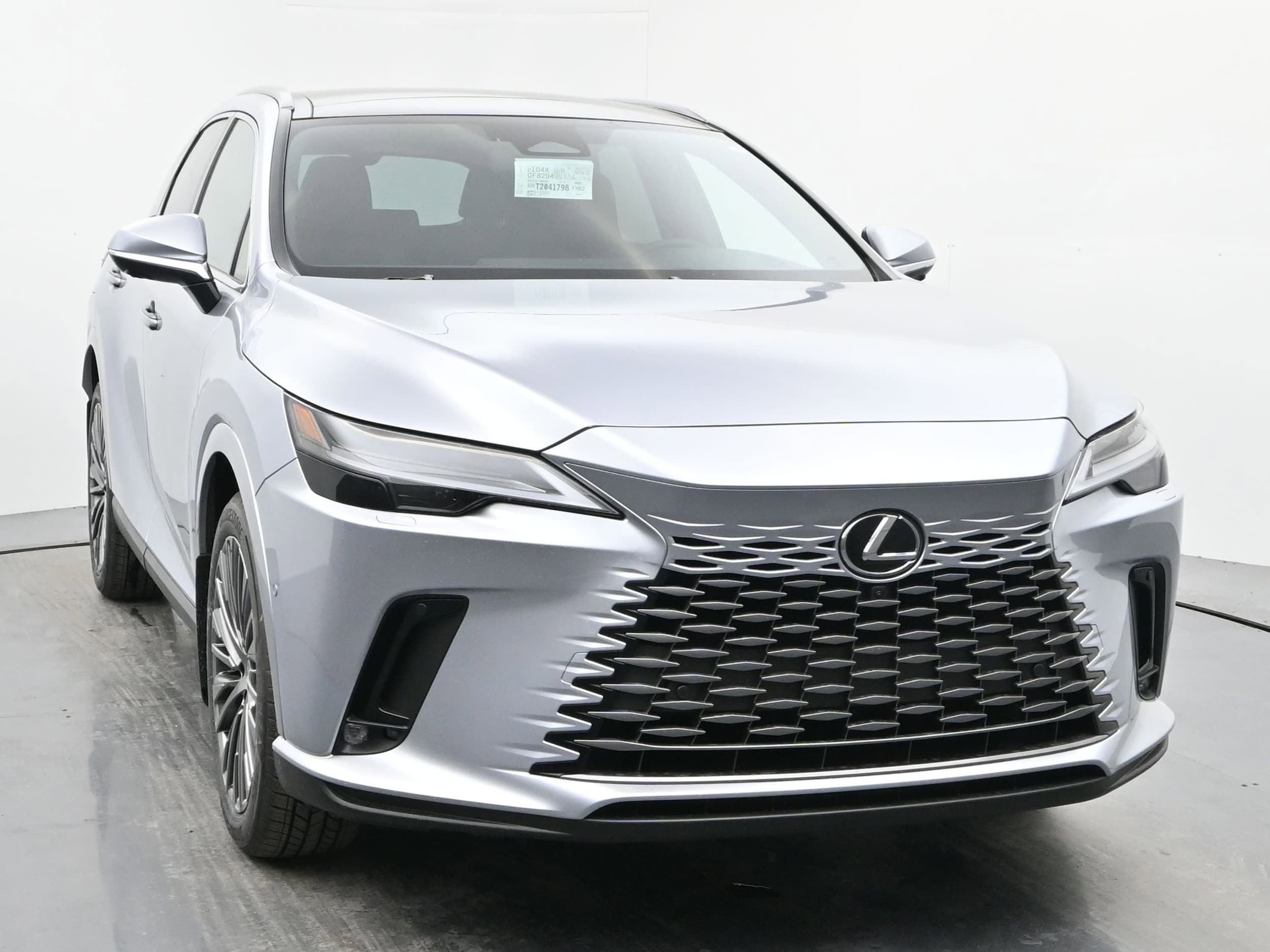 2026 Lexus RX 450h+ Luxury - Photo 8