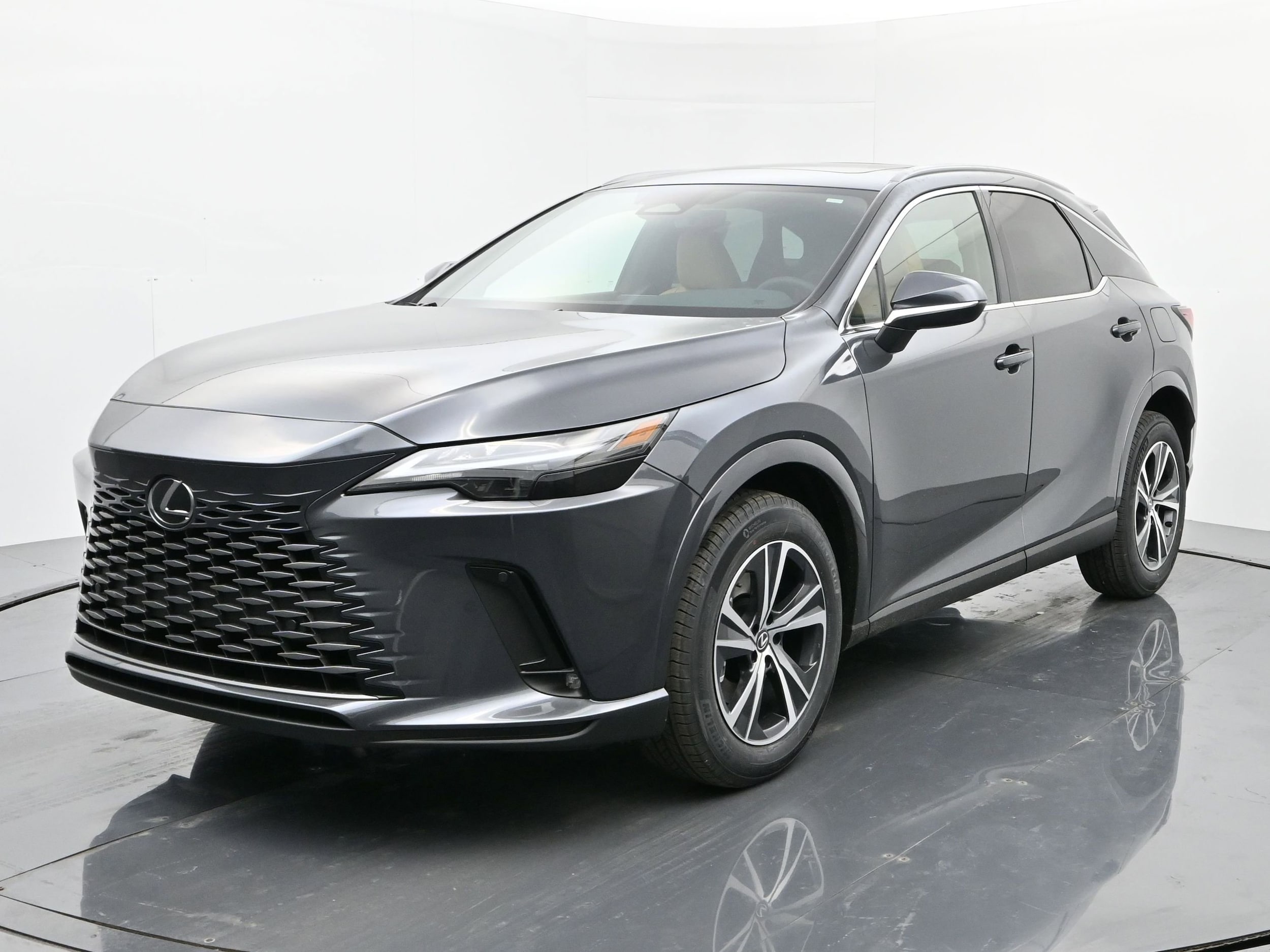 2025 Lexus RX 350's photo
