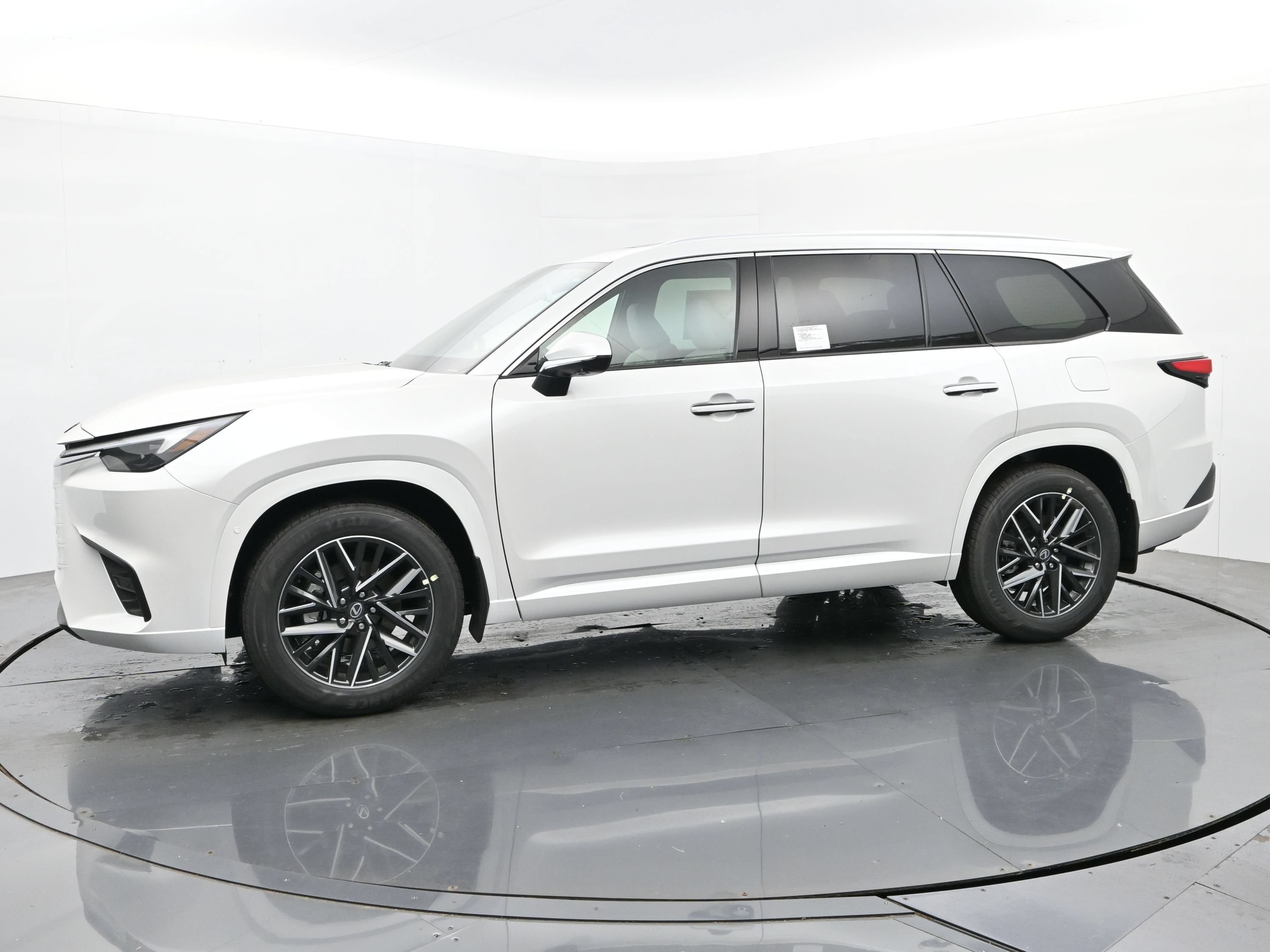2026 Lexus TX 2