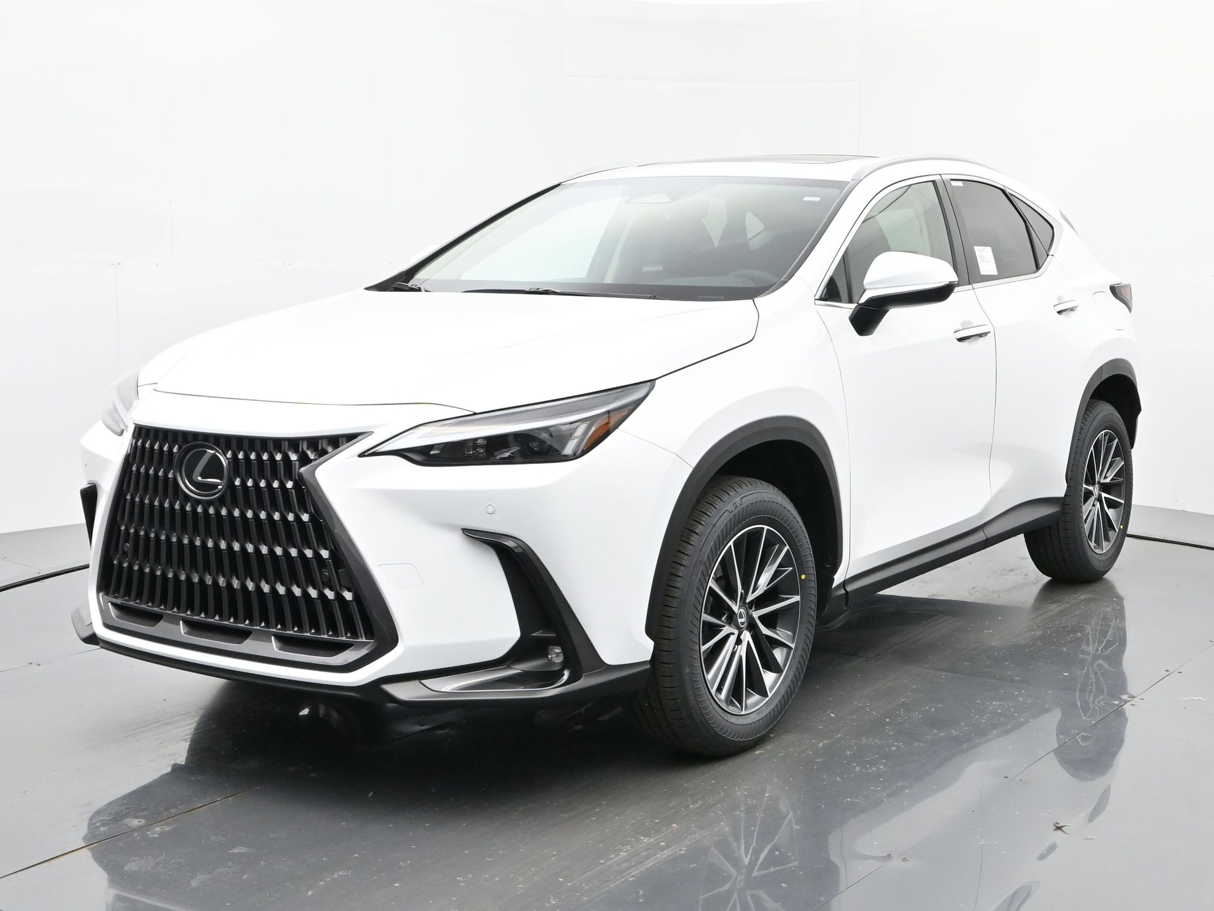 2026 Lexus NX 350's photo