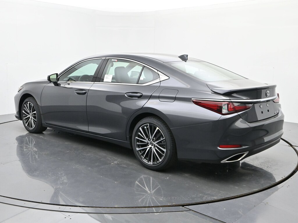 Used 2025 Lexus ES 350 Sedan