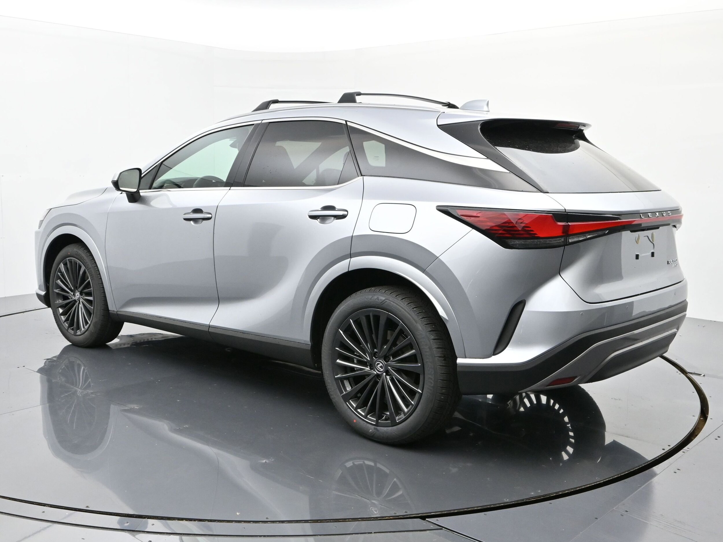 2024 Lexus RX 350 Premium photo 3
