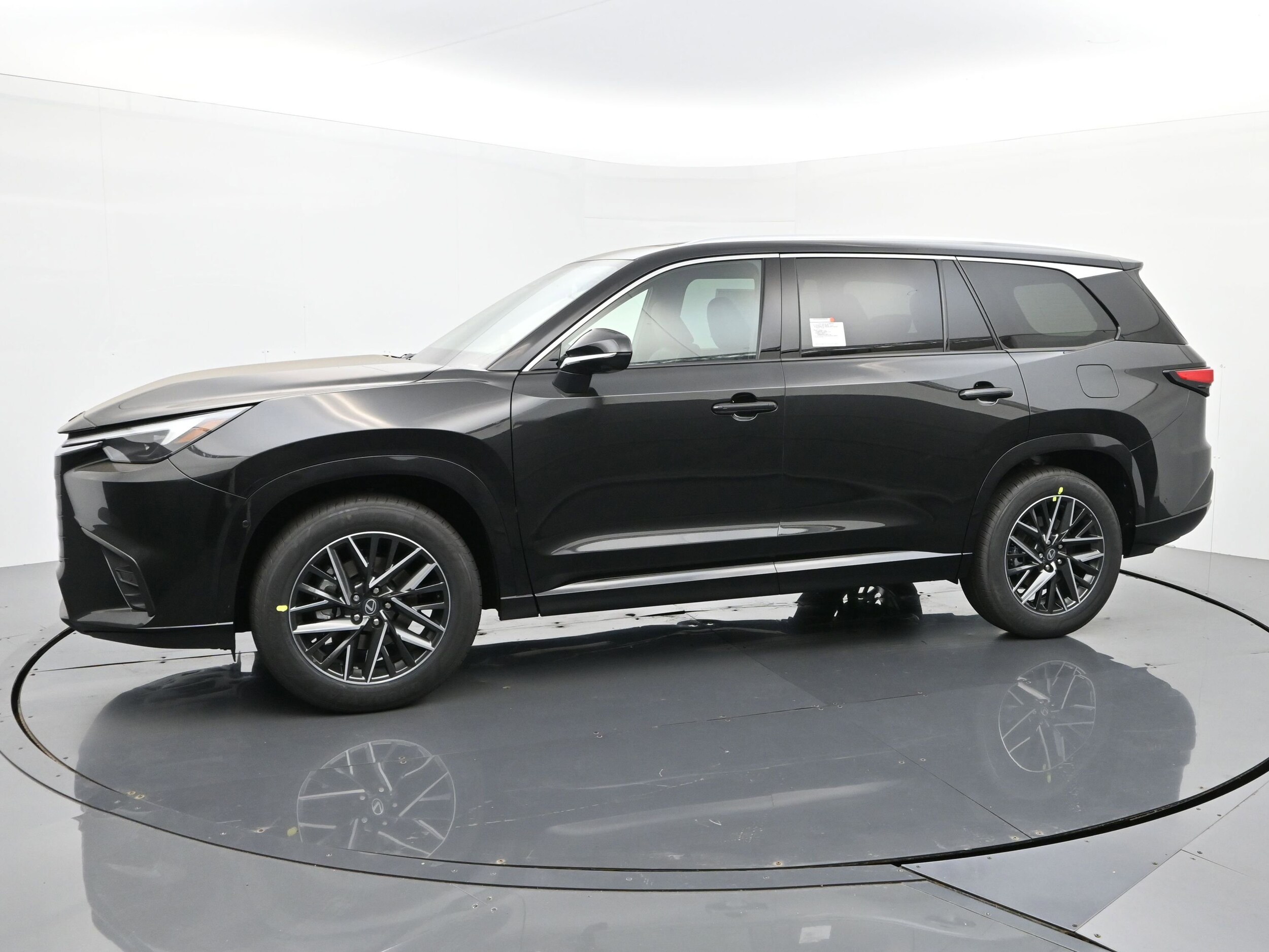 2026 Lexus TX 350 Premium photo 2