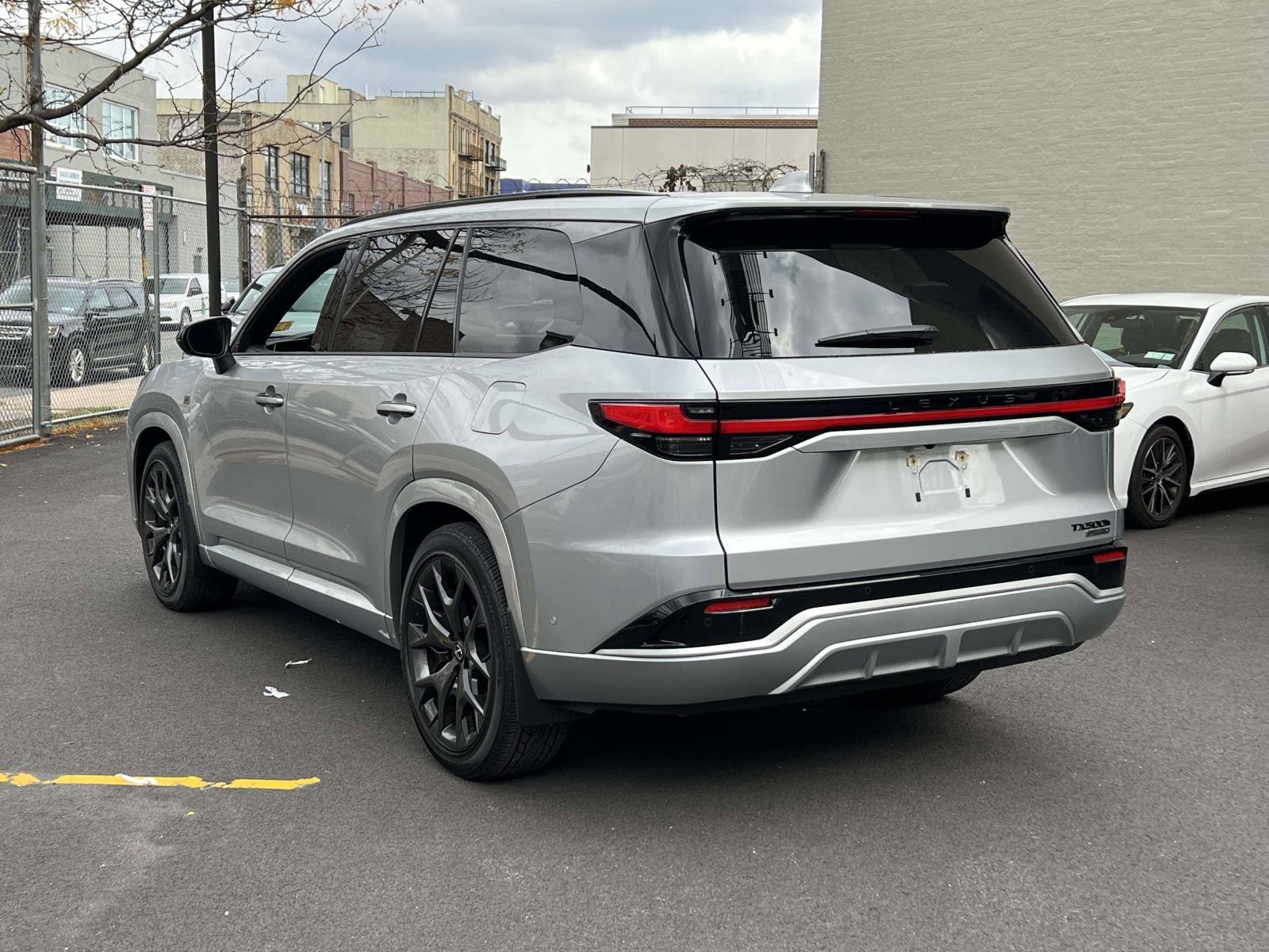 2025 Lexus TX Hybrid F Sport Premium - Photo 7