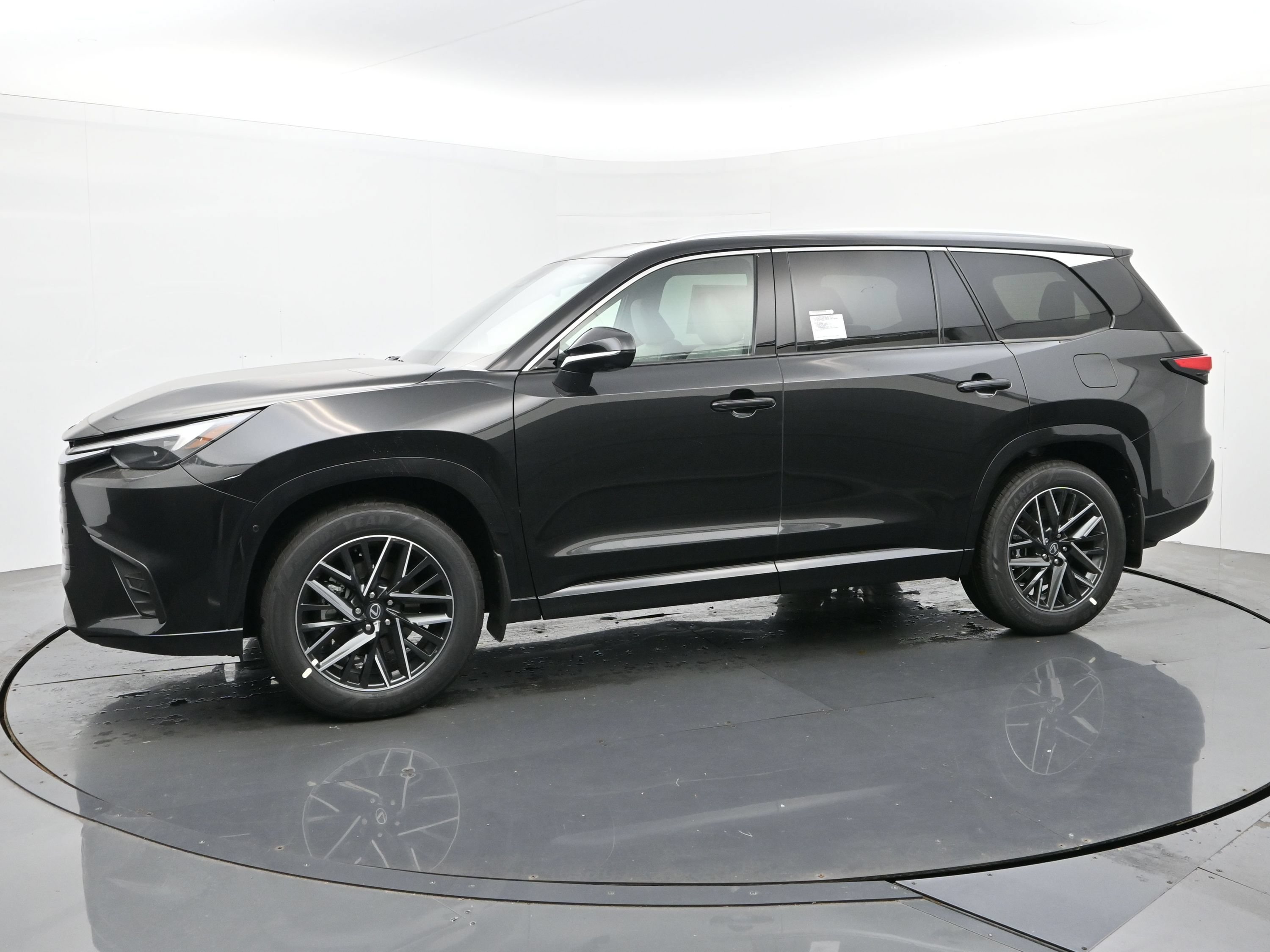 2026 Lexus TX 2