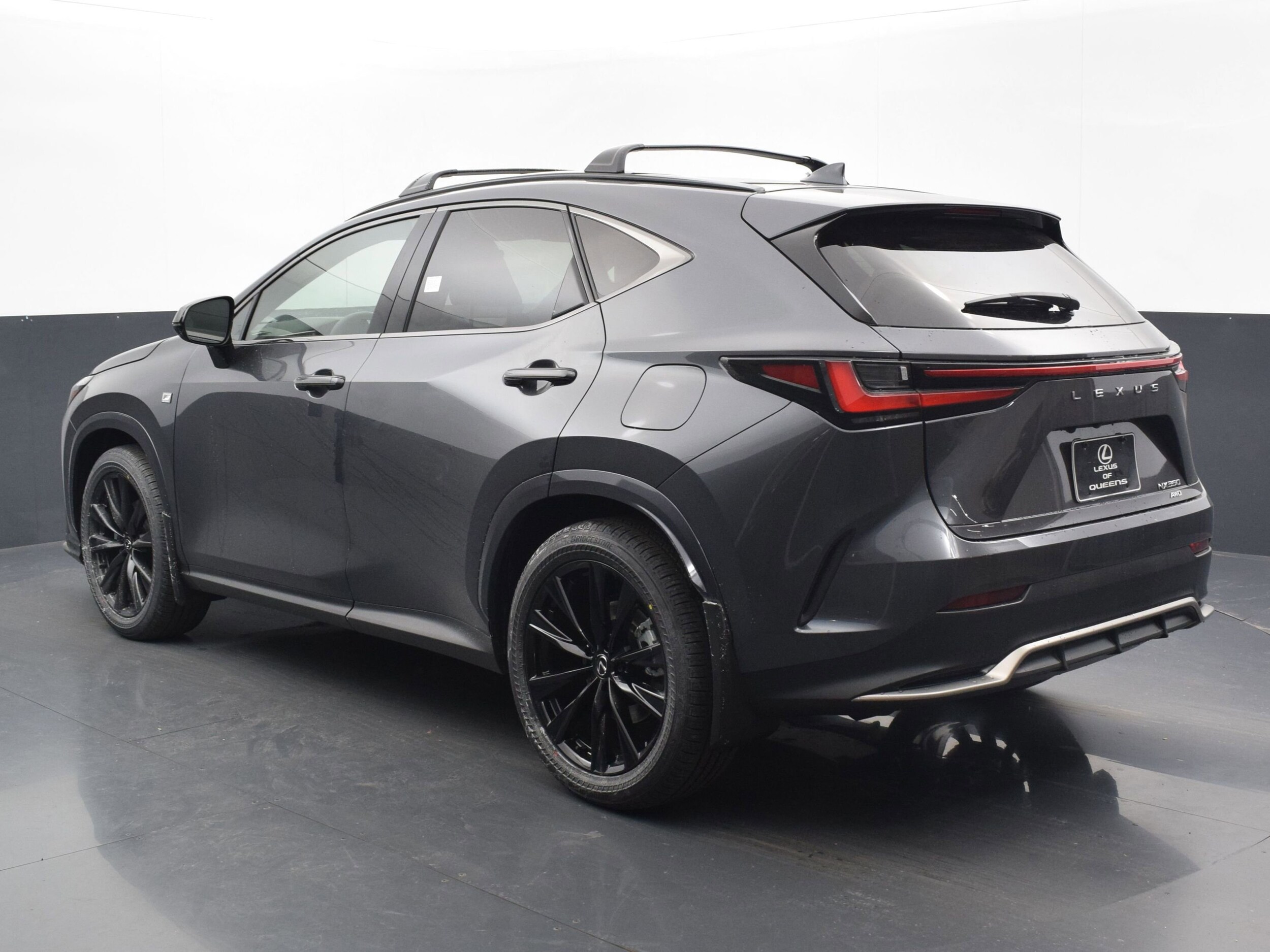 2024 Lexus NX 350 F SPORT Handling photo 3