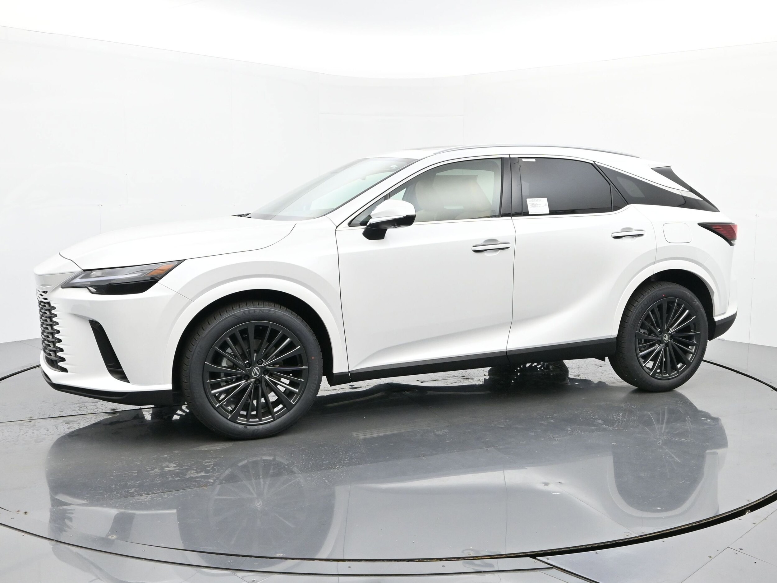 2026 Lexus RX 350 Premium AWD photo 2