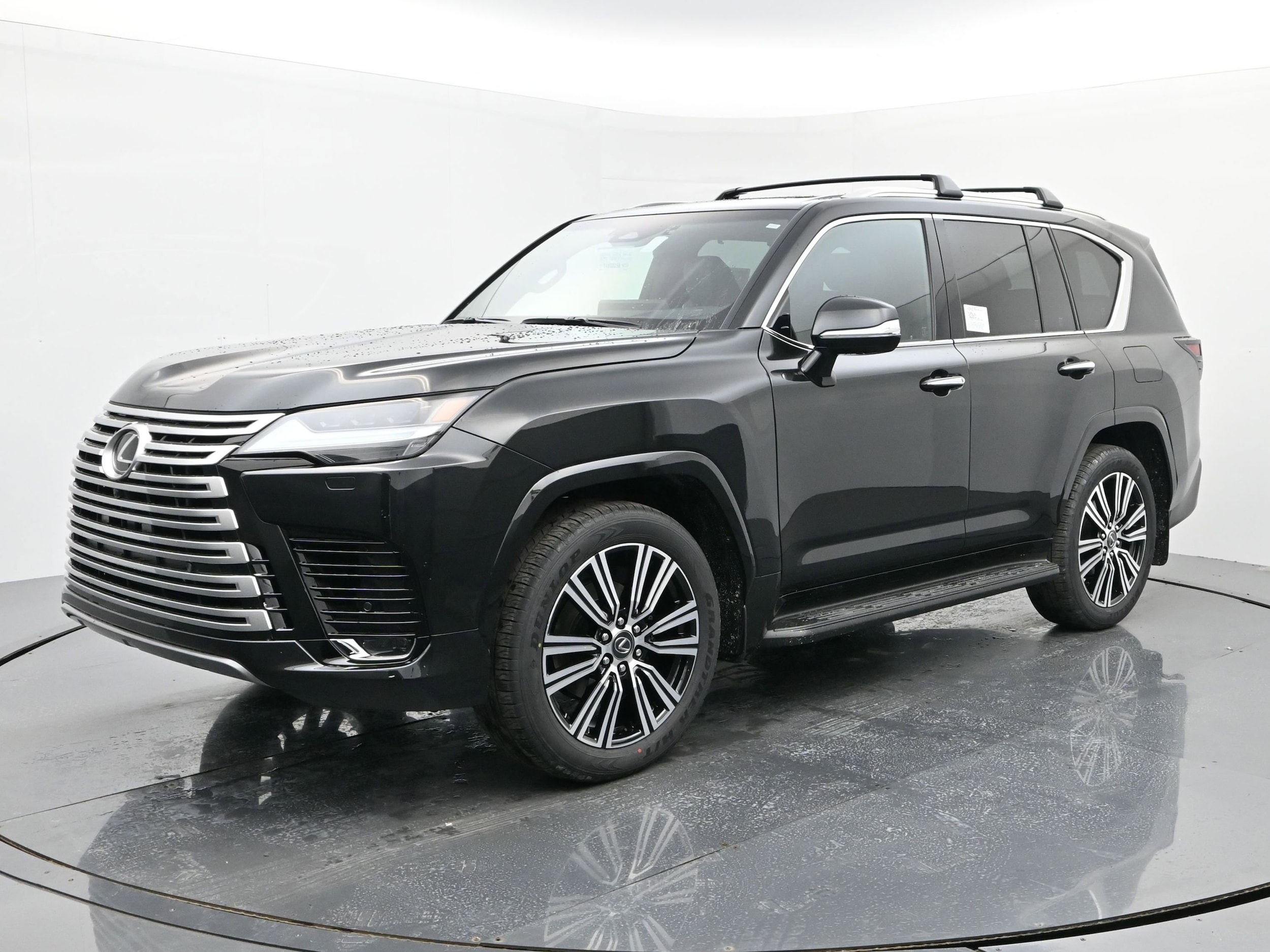 2026 Lexus LX Luxury's photo