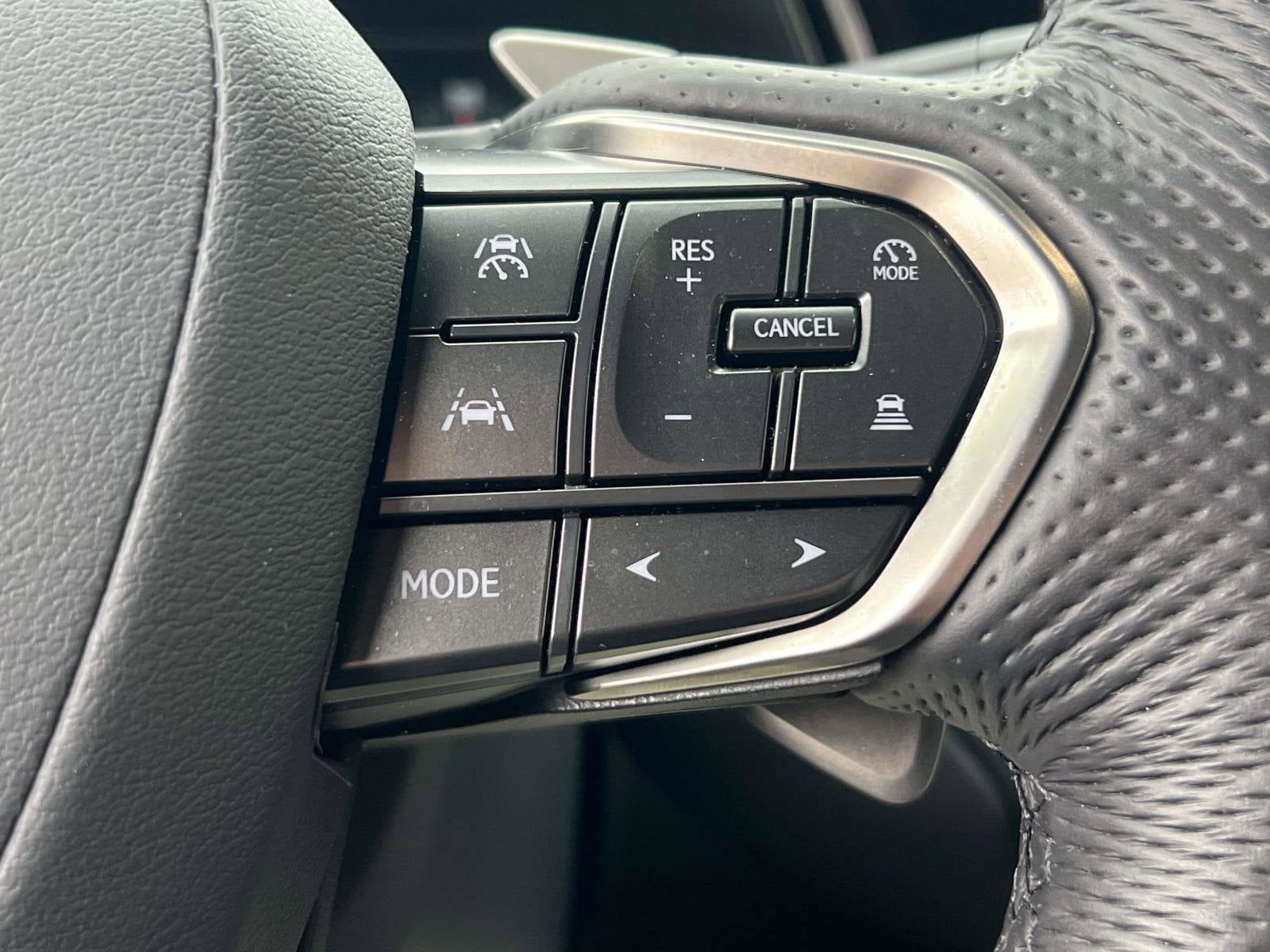 2025 Lexus TX Hybrid F Sport Premium - Photo 23