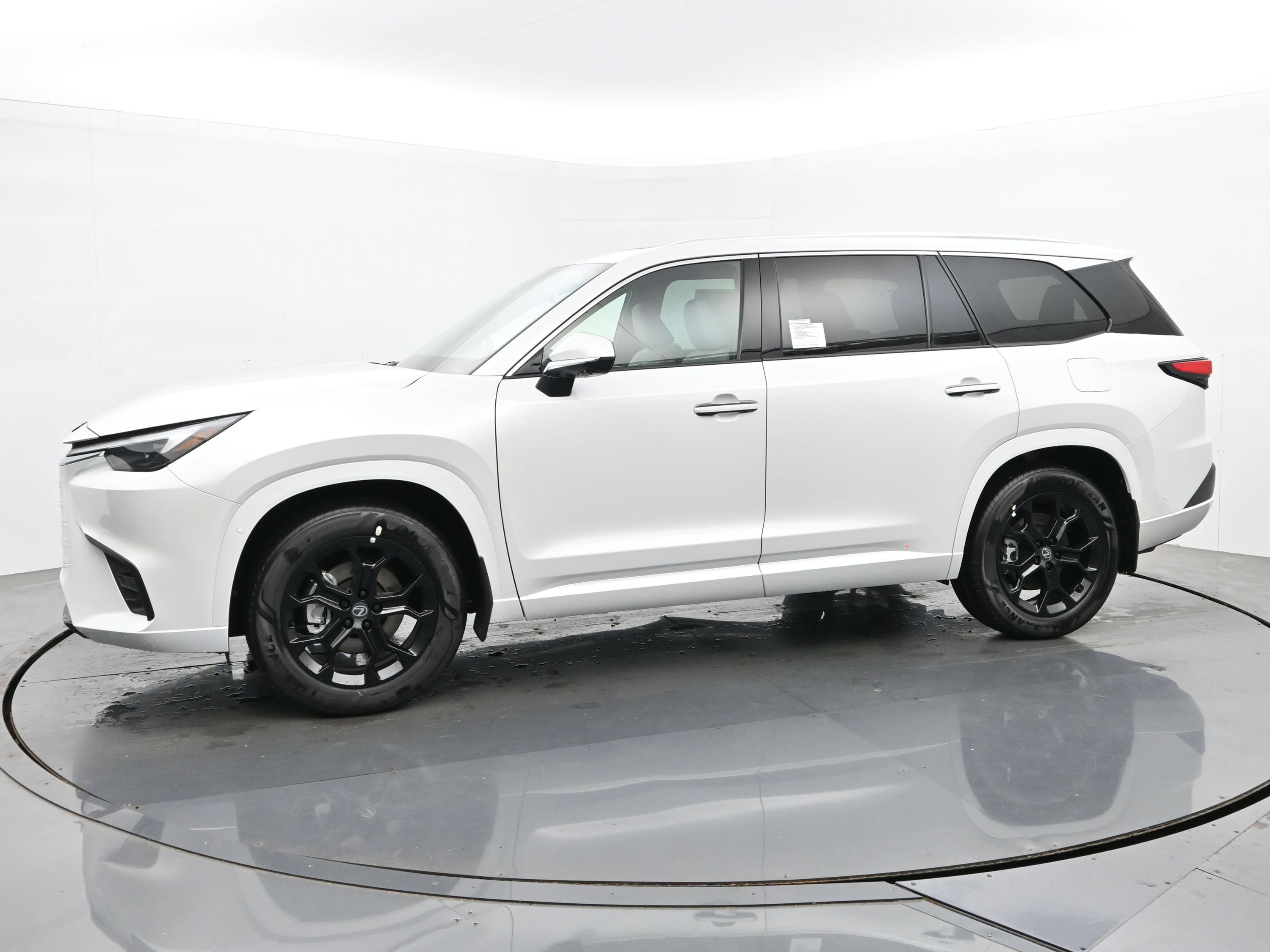 2026 Lexus TX 2