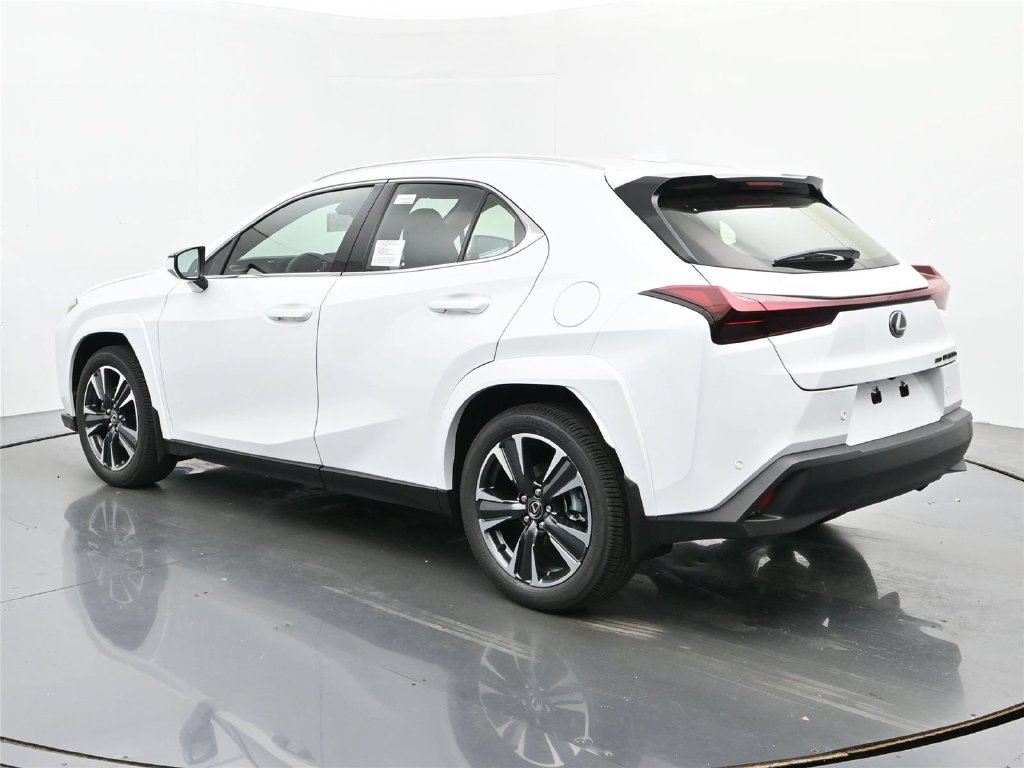 2026 Lexus UX Hybrid 3