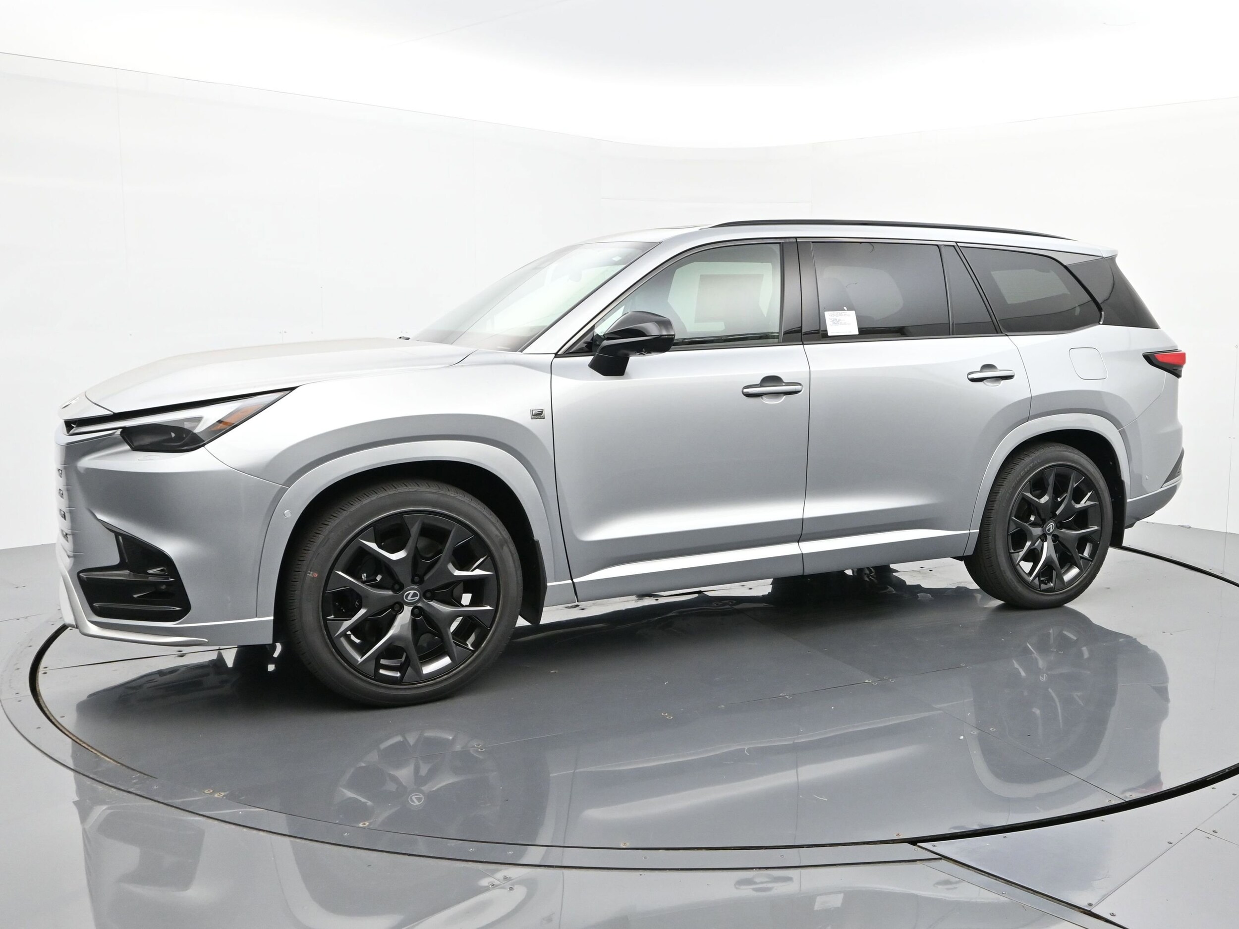 2026 Lexus TX 500h F SPORT Performance Luxury photo 2