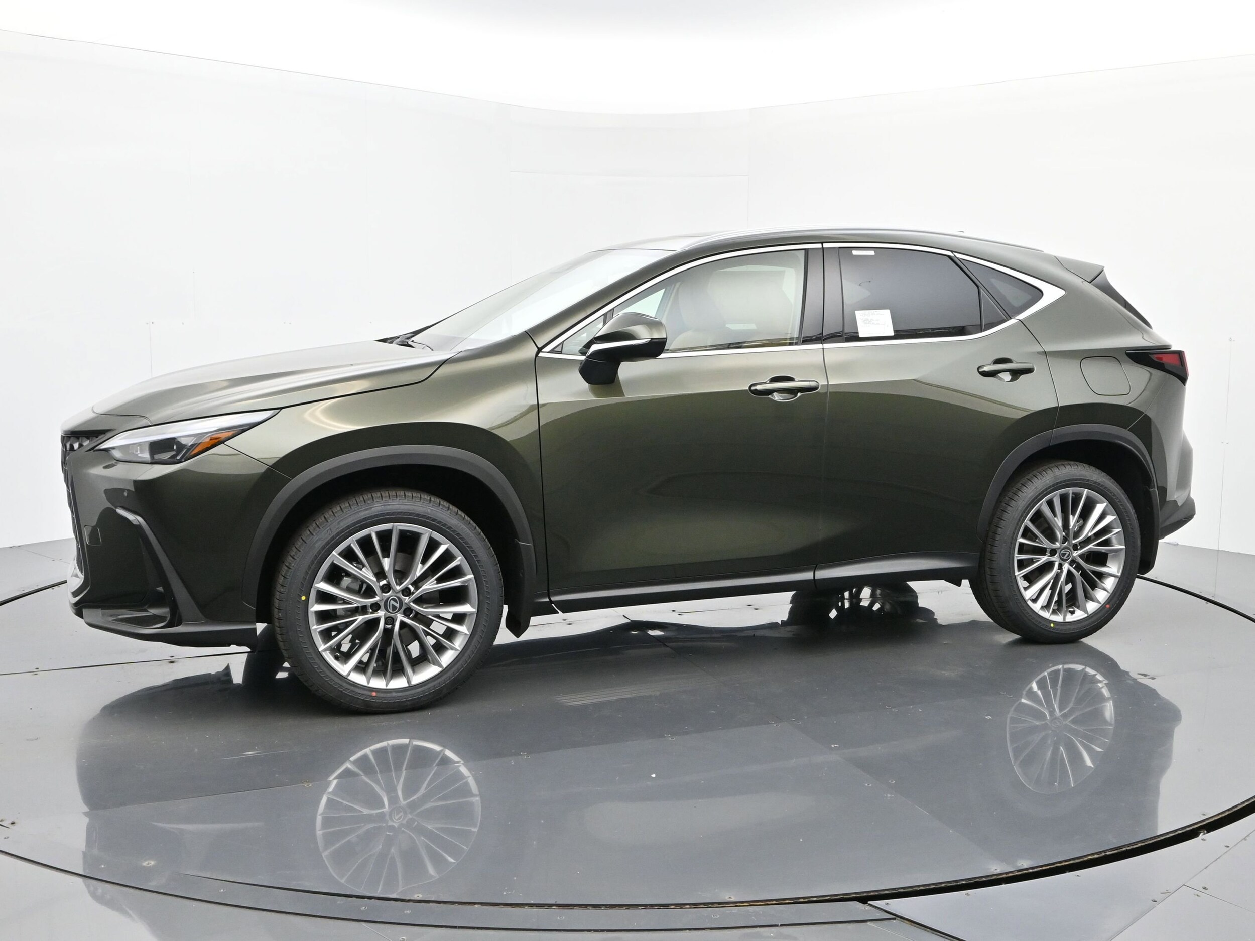 2026 Lexus NX 350 Premium AWD photo 2
