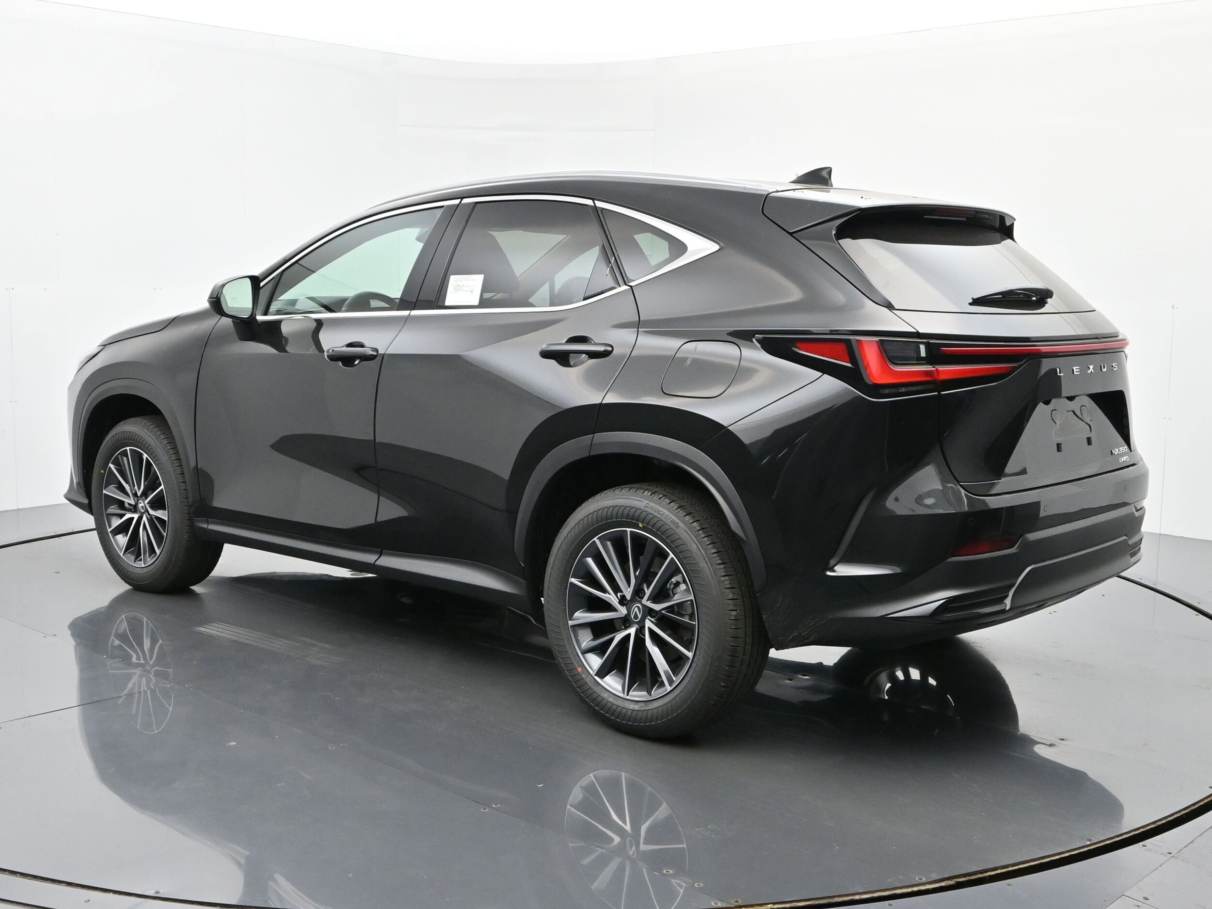 2026 Lexus NX 350 AWD photo 3