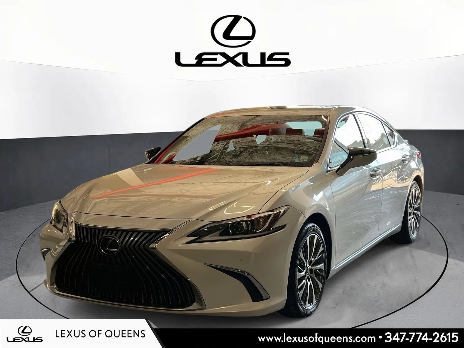 2021 Lexus ES 350's photo