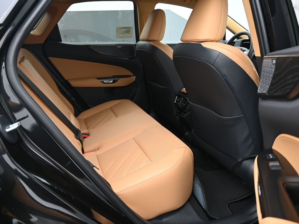 2026 Lexus NX 350 Luxury - Photo 12