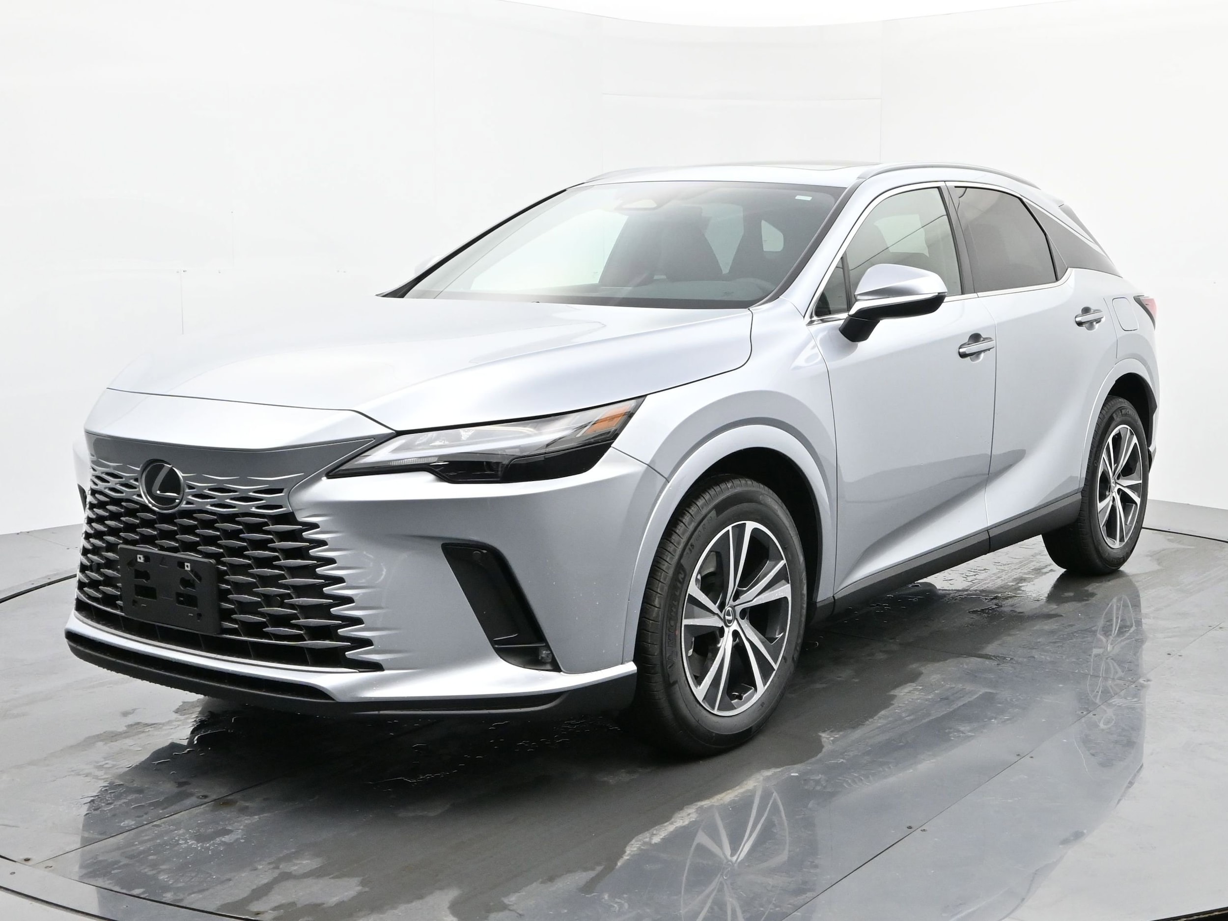 2025 Lexus RX 350's photo