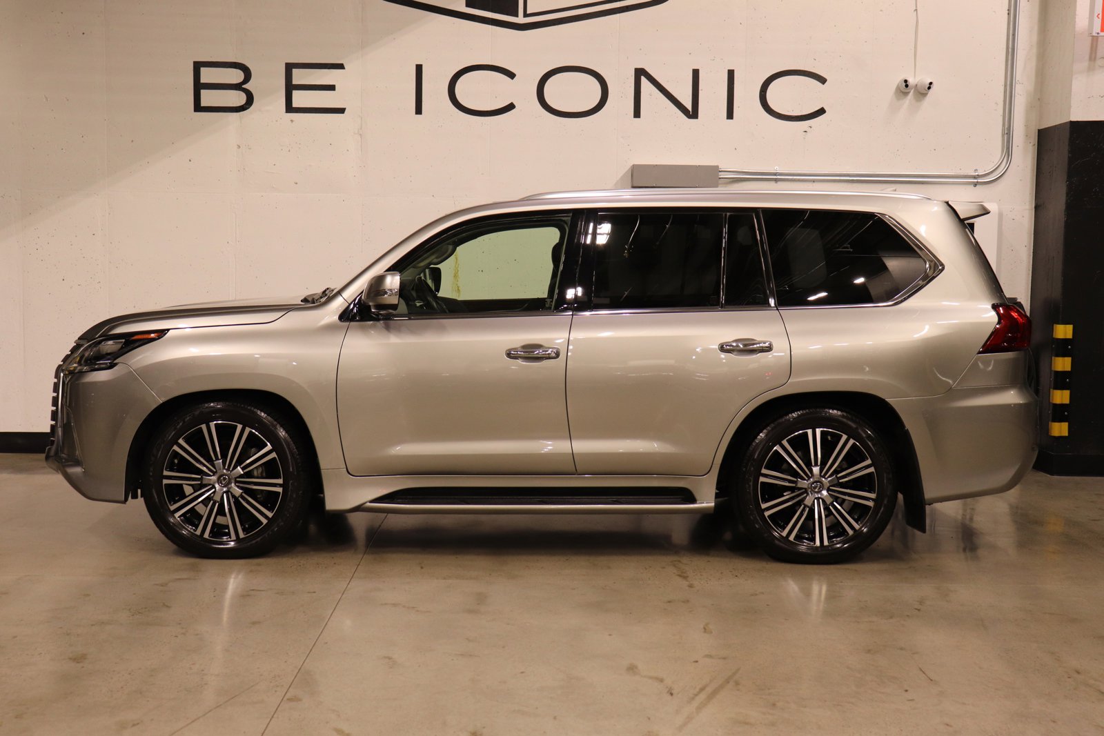 Used 2021 Lexus LX 570 with VIN JTJDY7AX6M4335127 for sale in Long Island City, NY