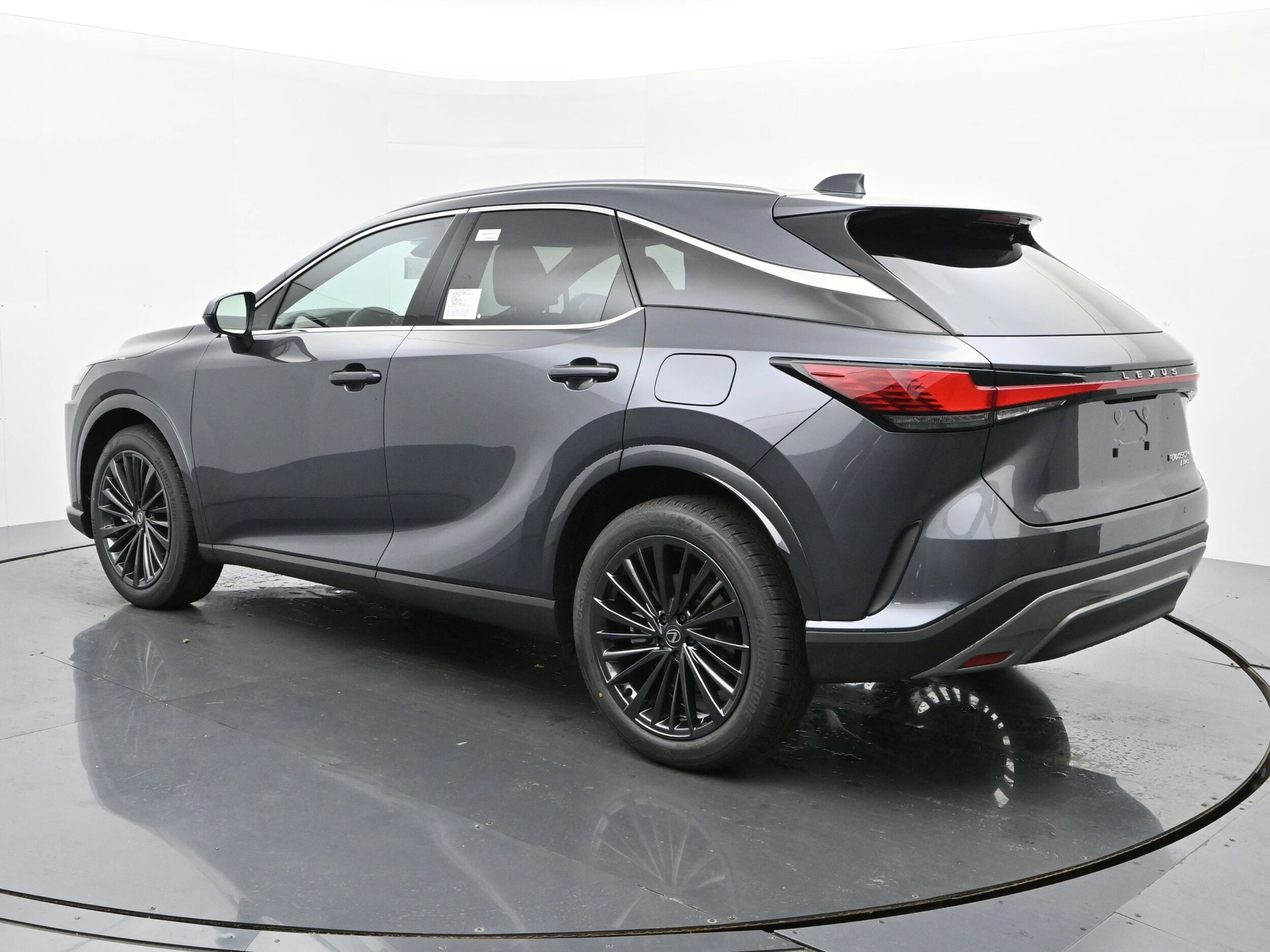 2026 Lexus RX 450h Premium AWD photo 3
