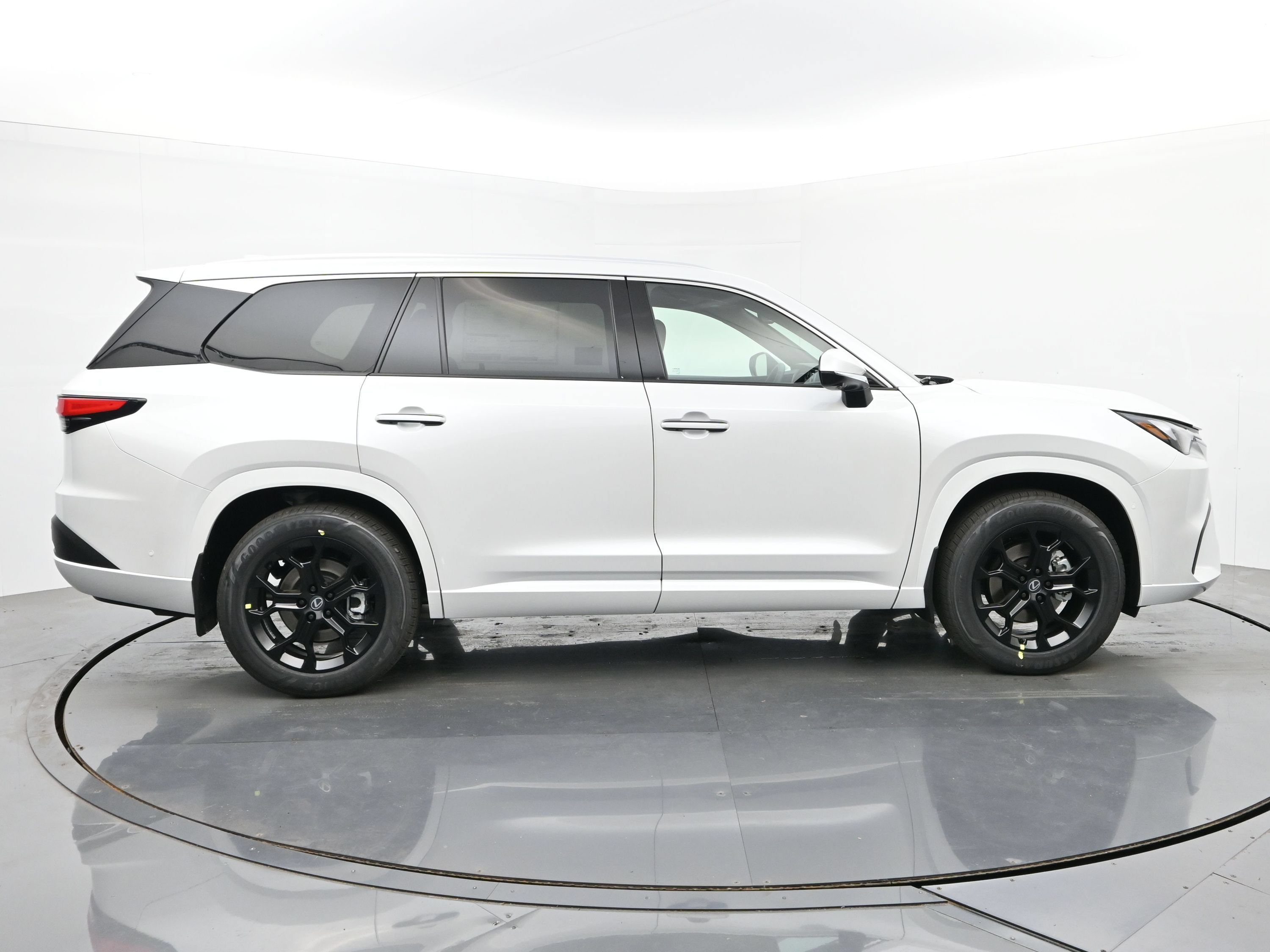 2026 Lexus TX 6