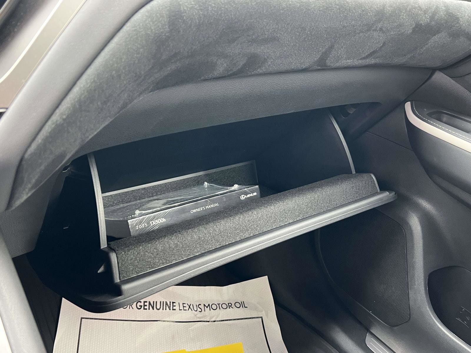 2025 Lexus TX Hybrid F Sport Premium - Photo 35