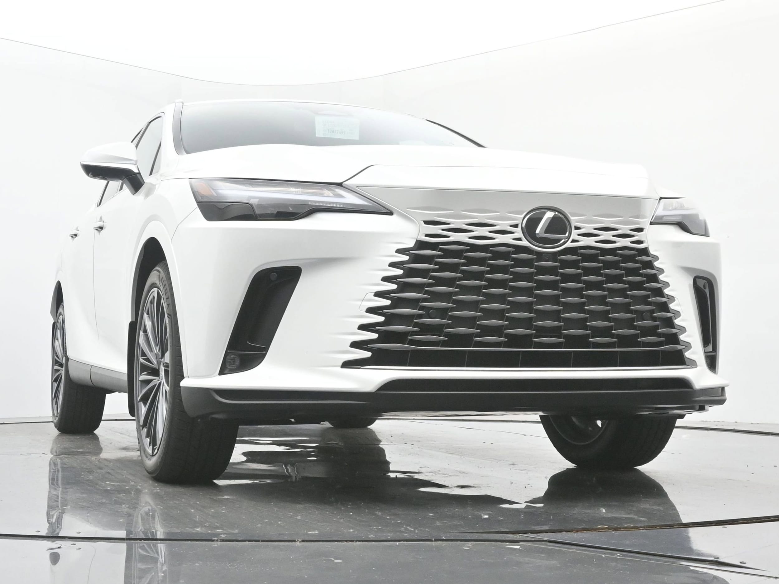 2026 Lexus RX 450h+ Premium - Photo 22