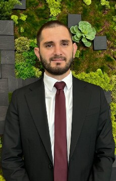 Staff member Erik Balayan from 56991ec6dcad