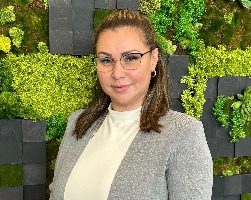 Staff member Cindy Morales from d4e94ab94dcf