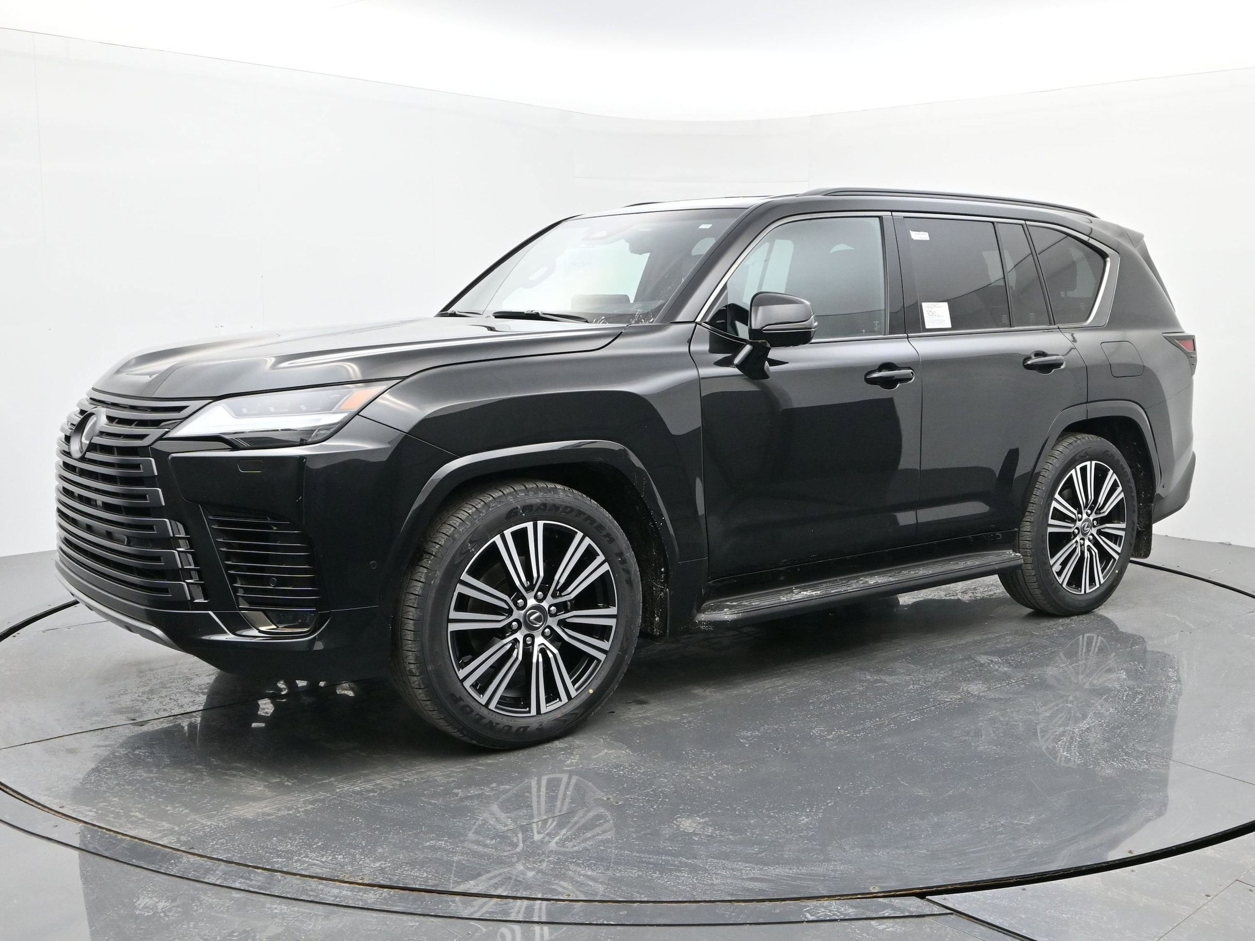 2026 Lexus LX Luxury's photo